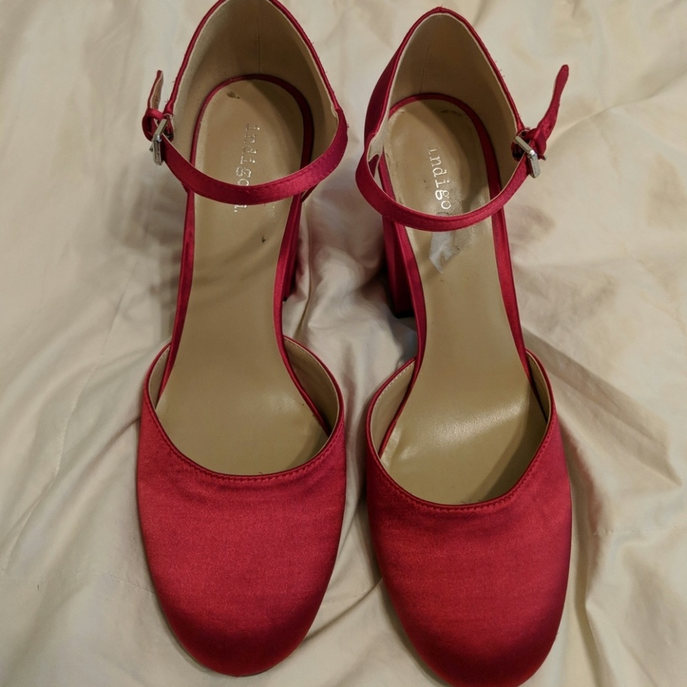 Retro inspired red satin heels